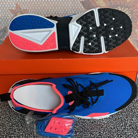 NIKE Men’s AIR HUARACHE DRIFT
BLUE NEBULA/BLACK
AH7334 403 Sneakers Athletic - Picture 4 of 16